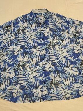 Tommy Bahama Blue Floral Tropical Button-Down Shirt